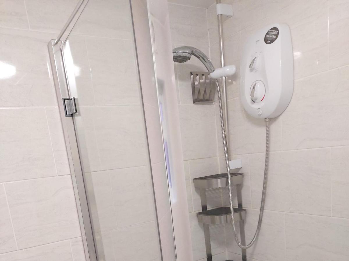 Lovely Studio-Flat With Free Parking, Free Wifi. 利兹 外观 照片